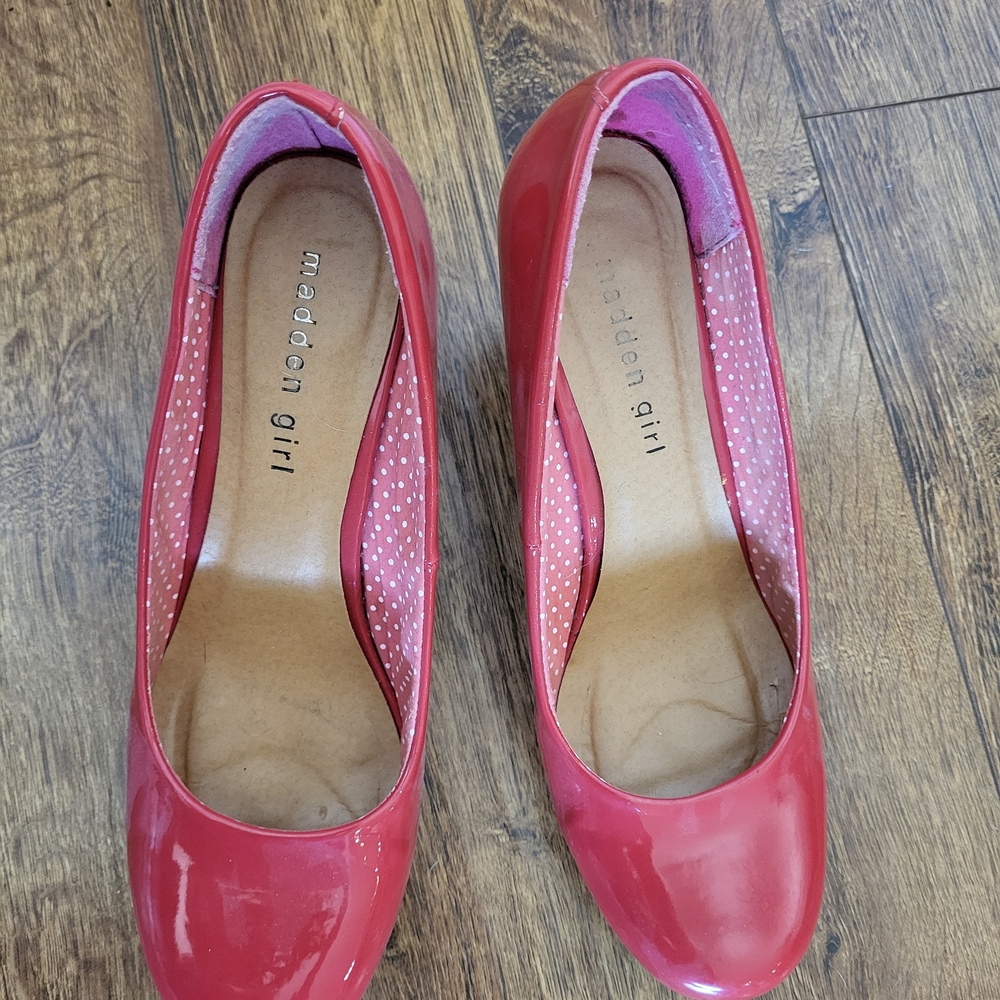 Madden Girl Red Patent Round-Toe Pumps